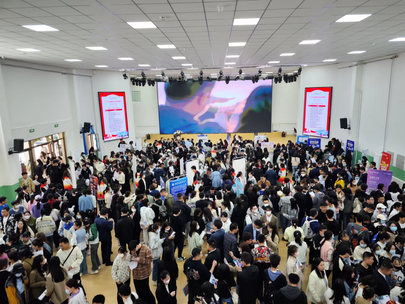 1690516884139420.jpg 926d95395d895822255fc1ded920fee.jpg